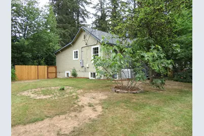 884 SE 7th Ave, Hillsboro, OR 97123 - Photo 4