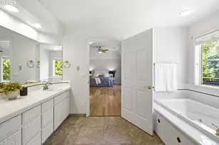 19180 NW Northshore Ct, Portland, OR 97229 - Photo 26