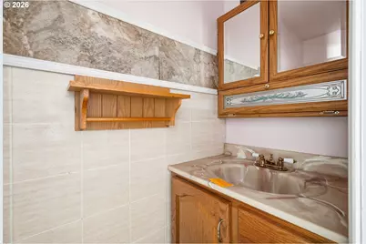 2940 SE Oak St, Hillsboro, OR 97123 - Photo 22