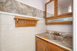 2940 SE Oak St, Hillsboro, OR 97123 - Photo 22