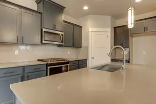 2015 E Otter Loop, La Center, WA 98629 - Photo 8