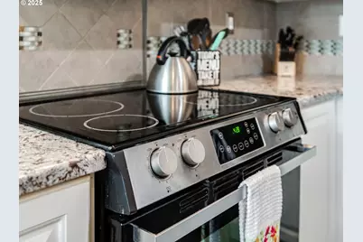 14417 Orchard Springs Rd, Lake Oswego, OR 97035 - Photo 8