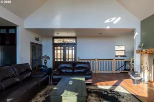 31367 Clarks Creek Rd, Mount Vernon, OR 97865 - Photo 10