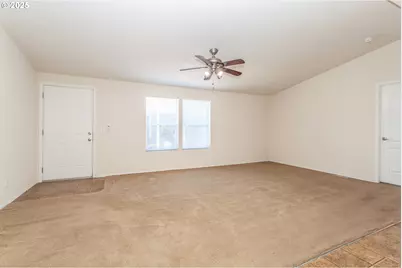 5200 SE 132nd Ave, Portland, OR 97236 - Photo 4