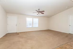 5200 SE 132nd Ave, Portland, OR 97236 - Photo 4