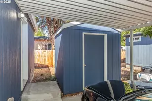 5200 SE 132nd Ave, Portland, OR 97236 - Photo 24