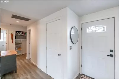 213 NW Lalack Ct, Dallas, OR 97338 - Photo 26