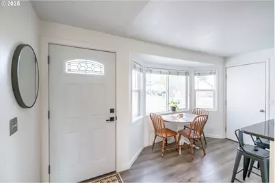 213 NW Lalack Ct, Dallas, OR 97338 - Photo 16