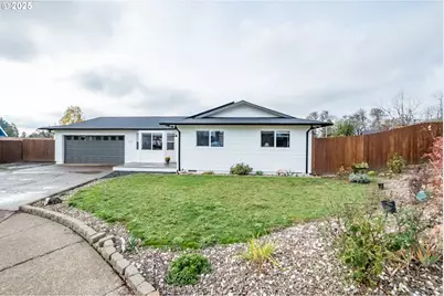 213 NW Lalack Ct, Dallas, OR 97338 - Photo 2