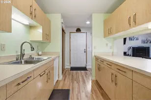 6208 NE 17th Ave, Vancouver, WA 98665 - Photo 4