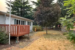 1300 3rd Ave, Mosier, OR 97040 - Photo 10