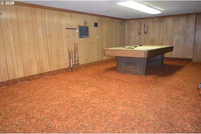 550 Riverview Dr, Salem, OR 97304 - Photo 12