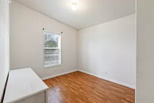 308 NW Civil Bend Ave, Winston, OR 97496 - Photo 28