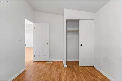 308 NW Civil Bend Ave, Winston, OR 97496 - Photo 34