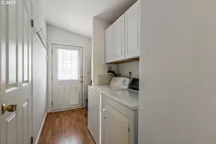 308 NW Civil Bend Ave, Winston, OR 97496 - Photo 36