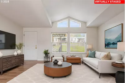 308 NW Civil Bend Ave, Winston, OR 97496 - Photo 4