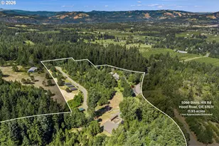 5086 Binns Hill Dr, Hood River, OR 97031 - Photo 2