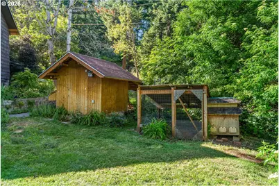 5086 Binns Hill Dr, Hood River, OR 97031 - Photo 6