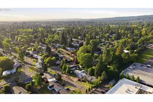 13045 SW Castlewood St, Beaverton, OR 97005 - Photo 32