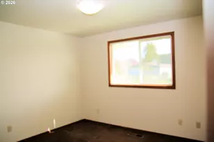 500 Hausman Ave, Brownsville, OR 97327 - Photo 18