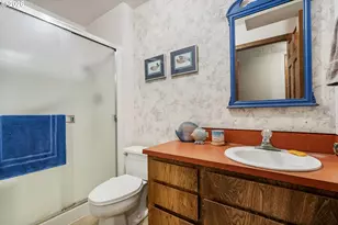 11895 SE Knee Ct, Happy Valley, OR 97086 - Photo 32