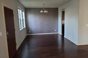 29082 SW Charlotte Ln, Wilsonville, OR 97070 - Photo 2