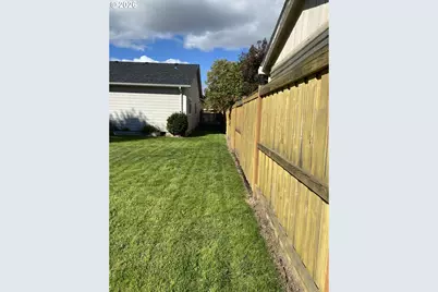 1044 Brotherton Ave, Eugene, OR 97404 - Photo 26