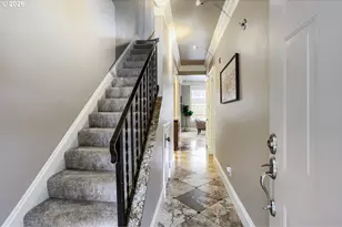 2674 NE 6th Pl, Portland, OR 97212 - Photo 2