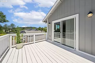 563 S State St, Sutherlin, OR 97479 - Photo 30