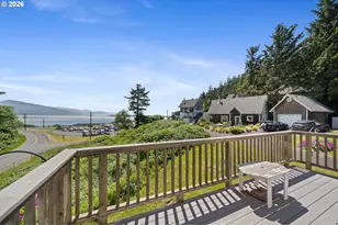 1980 Spyglass Ct, Tillamook, OR 97141 - Photo 2