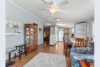 18485 SW Pacific Dr #Unit 89, Tualatin, OR 97062 - Photo 12