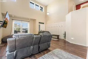 393 Stellers Eagle St NW, Salem, OR 97304 - Photo 8