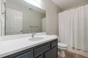 393 Stellers Eagle St NW, Salem, OR 97304 - Photo 36