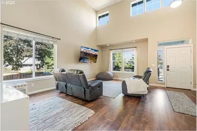 393 Stellers Eagle St NW, Salem, OR 97304 - Photo 6