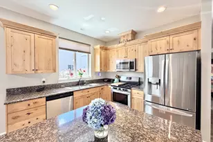 1202 Albatross Ct, Sweet Home, OR 97386 - Photo 16