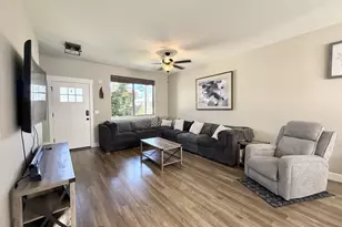 1202 Albatross Ct, Sweet Home, OR 97386 - Photo 8