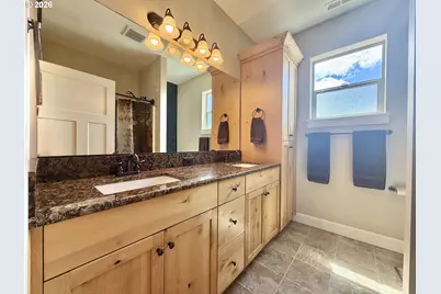 1202 Albatross Ct, Sweet Home, OR 97386 - Photo 24