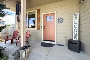 1202 Albatross Ct, Sweet Home, OR 97386 - Photo 4