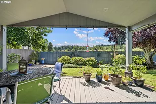 2077 Clark Ave, Cottage Grove, OR 97424 - Photo 38