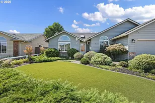 2077 Clark Ave, Cottage Grove, OR 97424 - Photo 2