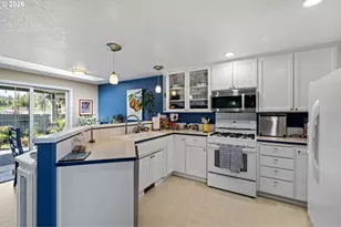 2077 Clark Ave, Cottage Grove, OR 97424 - Photo 14
