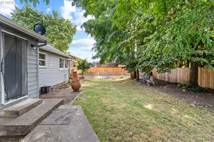 733 2nd St, Woodland, WA 98674 - Photo 36