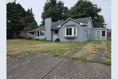 733 2nd St, Woodland, WA 98674 - Photo 2