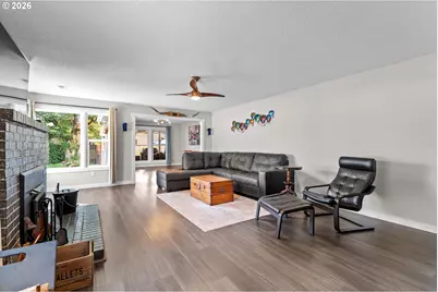733 2nd St, Woodland, WA 98674 - Photo 4