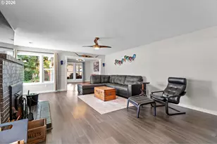 733 2nd St, Woodland, WA 98674 - Photo 4
