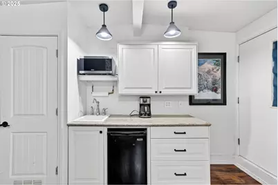 16731 SE Blanton St, Milwaukie, OR 97267 - Photo 32