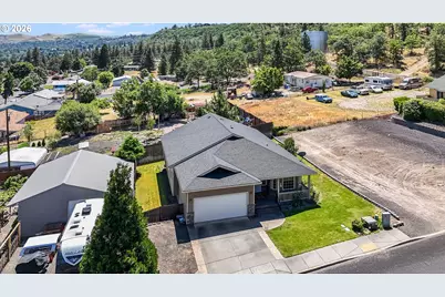 1490 Elberta St, The Dalles, OR 97058 - Photo 4