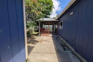 2708 N Cherry St, La Grande, OR 97850 - Photo 8