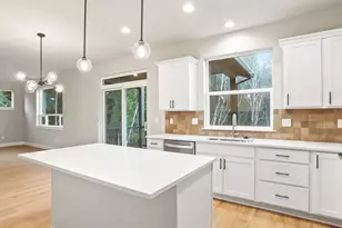 305 E Caribou Ct, La Center, WA 98629 - Photo 14