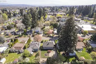 4557 NE 98th Ave, Portland, OR 97220 - Photo 30